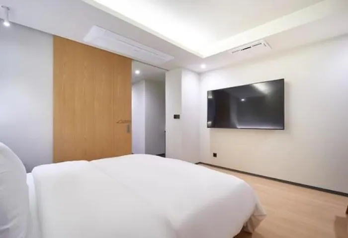 Hotel Tara *