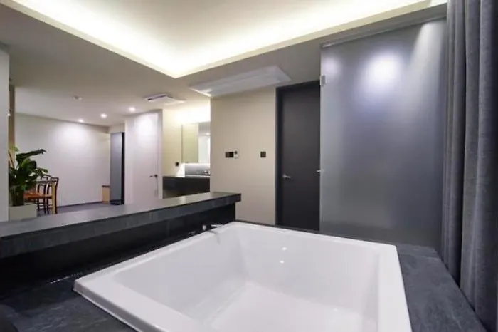 Tara Hotel